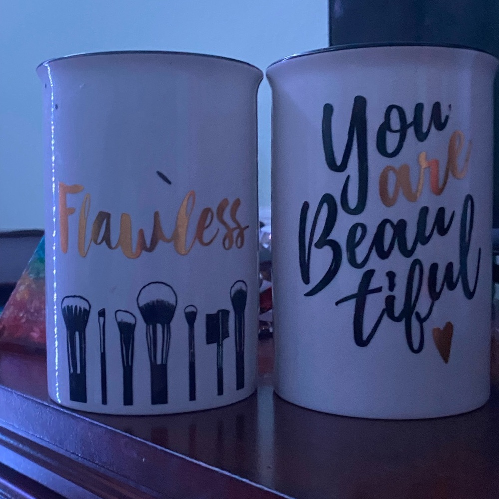 Storage cups Gold and black